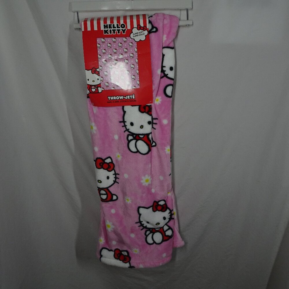 Hello Kitty Super Soft Throw Blanket 46in X 60in